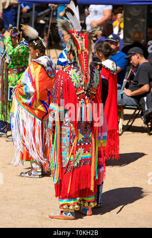 Femmina America nativa in abiti da cerimonia a Wa:k Pow Wow sul Tohono O'odham prenotazione in Arizona Foto Stock