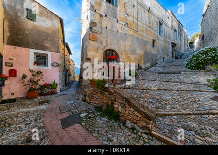 Italia Liguria Savona Provincia il borgo di Verezzi Foto Stock