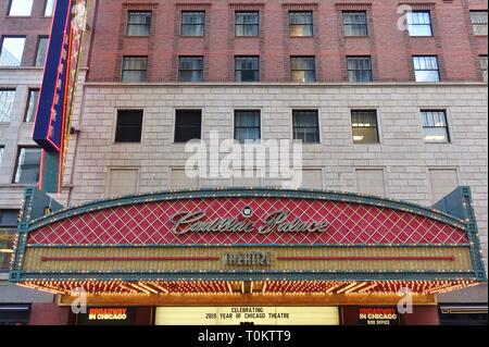 CHICAGO, IL -15 FEB 2019- Vista del landmark Cadillac Palace Theatre (Palazzo Nuovo Teatro), un teatro storico nel quartiere di loop a Chicago, ho Foto Stock