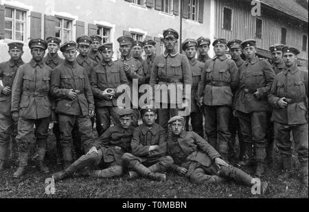 La Prima Guerra Mondiale / WWI, gruppo soldati tedeschi del fucile bavarese reggimento 3 (Alpine Corps), agosto 1917, Additional-Rights-Clearance-Info-Not-Available Foto Stock