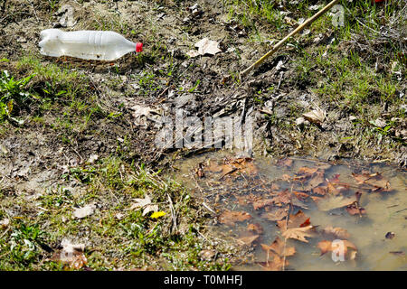 Ambiente: l'inquinamento del fiume Saone, Lione, Francia Foto Stock