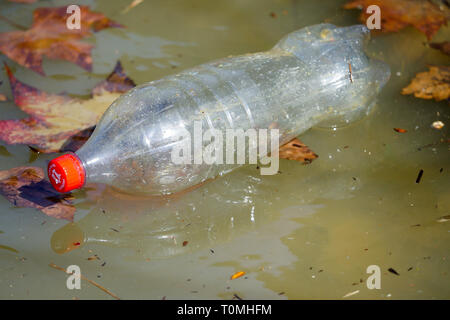 Ambiente: l'inquinamento del fiume Saone, Lione, Francia Foto Stock