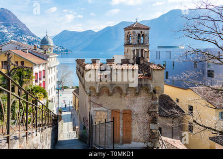 Architettura antica nella città di Lugano, Svizzera Foto Stock