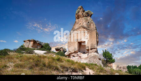 Frigia tempio di Aslankaya, VII secolo A.C. Valle Phyrigian, Emre Lago, Vicino Döğer, Turchia. Foto Stock