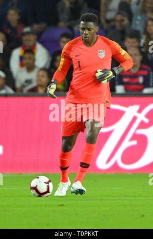 Orlando, Florida, Stati Uniti d'America. Xxi Mar, 2019. Noi portiere Sean Johnson (1) durante un amichevole internazionale tra gli Stati Uniti e l'Ecuador a Orlando City Stadium il 21 marzo 2019 a Orlando, Florida. Gli Stati Uniti ha vinto il gioco 1-0. © 2019 Scott A. Miller. Credito: Scott A. Miller/ZUMA filo/Alamy Live News Foto Stock