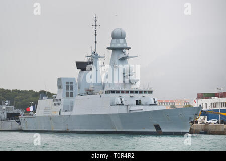 L'Orizzonte- classe aria-difesa distruttore, marina militare francese a Tolone Foto Stock