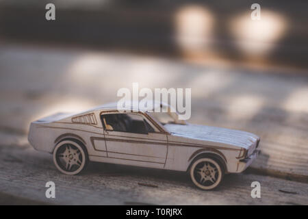 Una Ford Mustang in un veicolo vintage Foto Stock