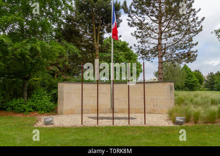 La resistenza francese (Memoriale di Caen carcere) in giardini di Souvenir nella motivazione del Mémorial de Caen (Caen Memorial), in Normandia, Francia. Foto Stock