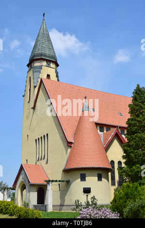 San Nicola chiesa cattolica romana, Ivánc, Ungheria. Szent Miklós római katolikus templom, Ivánc, Magyarország. Foto Stock