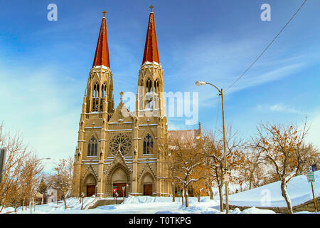 Cattedrale di Saint Helena in inverno la neve, Helena, Montana, USA Foto Stock