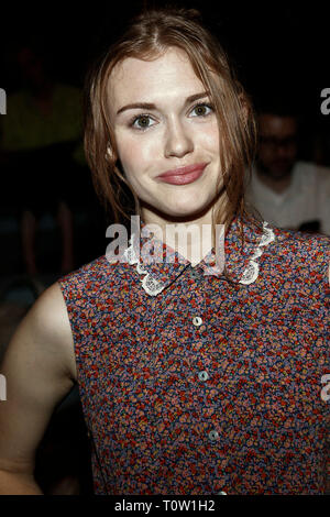 New York, NY, STATI UNITI D'AMERICA. 07 Sep, 2012. Holland Roden al Venerdì, 7 Set 2012 Charlotte Ronson primavera del 2013 Mercedes-Benz Fashion Week Show allo stadio di Lincoln Center di New York, NY, STATI UNITI D'AMERICA. Credito: Steve Mack/S.D. Mack foto/Alamy Foto Stock