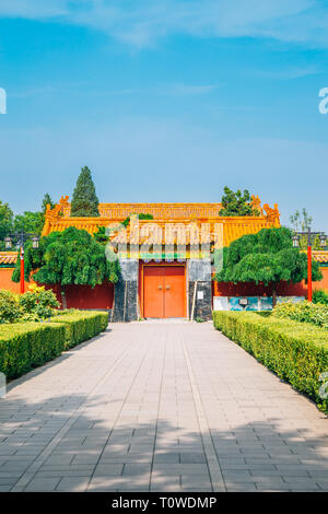 Parco Jingshan tradizionale giardino a Pechino in Cina Foto Stock