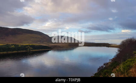 La linguetta spettacolare Lago in Scozia Foto Stock