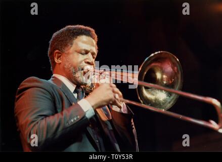 Count Basie Orchestra, 1990s. Autore: Brian Foskett. Foto Stock