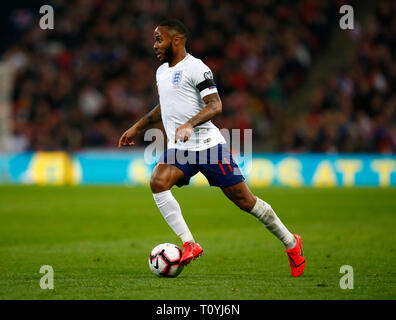 Londra, Regno Unito. 22 mar 2019. Raheem Sterling di Inghilterra durante il Campionato Europeo di qualifiche tra Inghilterra e Repubblica ceca allo stadio di Wembley a Londra, Inghilterra il 22 Mar 2019 Credit: Azione Foto Sport/Alamy Live News Foto Stock