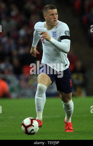 Londra, Regno Unito. 22 Mar, 2019. Ross Barkley di Inghilterra in azione. UEFA Euro 2020 il qualificatore, gruppo un match, Inghilterra v Repubblica ceca allo stadio di Wembley a Londra il venerdì 22 marzo 2019. Si prega di notare che le immagini sono per solo uso editoriale. Solo uso editoriale. pic da Steffan Bowen/Andrew Orchard fotografia sportiva/Alamy Live news Credito: Andrew Orchard fotografia sportiva/Alamy Live News Foto Stock