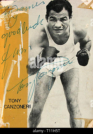 Foto di inizio America-Autographed programma di souvenir del campione del pugilato Tony Canzoneri. Foto Stock