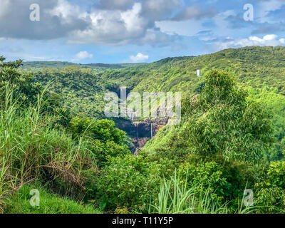 Vista su sette cascate di tamarindo sull'Isola Mauritius Foto Stock