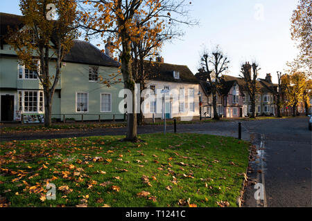 Un pomeriggio autunnale sulla Causeway a Horsham, West Sussex, Regno Unito Foto Stock