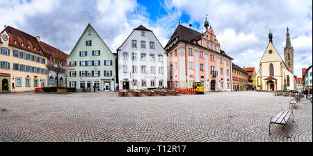 Rottenburg am Neckar, Germania, 16/03/2019: Rottenburg, il pittoresco vescovo della città sul fiume Neckar Foto Stock