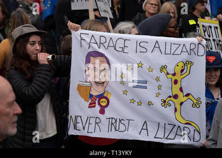 Mettere la popolazione di marzo, Londra. Un enorme corteo di protesta che si svolgerà a Londra a sostegno di una finale di trattativa Brexit messi alla gente di votare o di revocare l'articolo 50 Foto Stock