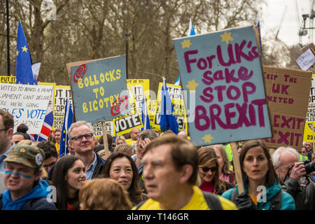 Londra, UK, 23 marzo, 2019. In prossimità di un milione di persone hanno manifestato in centro a Londra per chiedere una votazione dei popoli su brexit. David Rowe/ Alamy Live News. Foto Stock