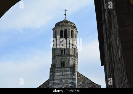Chiesa di Santa Maria del Tiglio a Gravedona, Como, Lombardia, Italia. Foto Stock