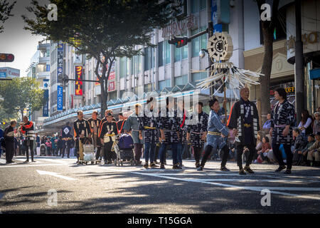 Yokosuka, Giappone. Oct 21, 2012. Un tradizionale festival è celebrato nella città di Yokosuka Foto Stock