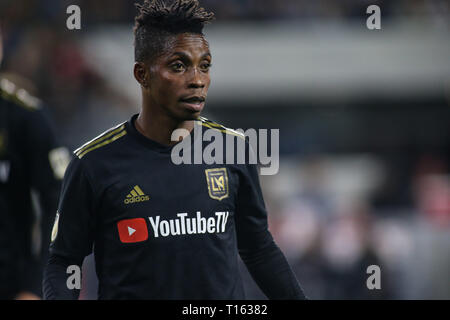 Los Angeles, CA, Stati Uniti d'America. 23 Mar, 2019. Los Angeles FC avanti Latif benedizione (7) durante il Los Angeles Football Club vs Real Salt Lake a BANC DELLA CALIFORNIA Stadium di Los Angeles, Ca il 23 marzo 2019. Jevone Moore Credito: csm/Alamy Live News Foto Stock