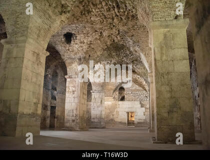 Croazia, Split - Giugno 2018: imperatore romano Diocleziano Palace Catacombe di Split. Utilizzato come location del film per il gioco dei troni serie TV Foto Stock