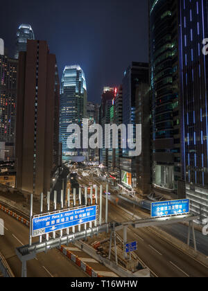 Central, Hong Kong - 4 Novembre 2017: l'Rumsey Street Flyover il viadotto in Hong Kong. Foto Stock