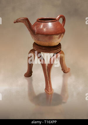 Terra cotta Hittita becher lato sagomato insufflato teiera e tre zampe - stand 1700 BC a 1500BC - Kültepe Kanesh - Museo della Civiltà anatolica, Foto Stock