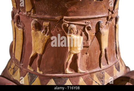 Close up Inandik Hittita decorate in rilievo culto libagione vaso decorata con figure relif colorate di crema, rosso e nero. Il processionale fi Foto Stock