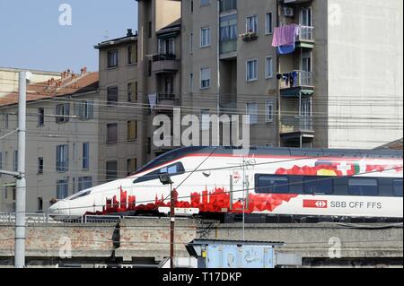 Milano (Italia), la stazione centrale, Svizzera / Tedesco il treno ad alta velocità Foto Stock