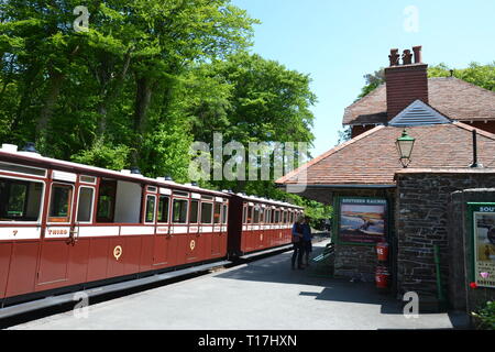 Il Lynton e Barnstaple Railway, Woody Bay stazione ferroviaria, Woody Bay, Devon, Inghilterra, Regno Unito Foto Stock