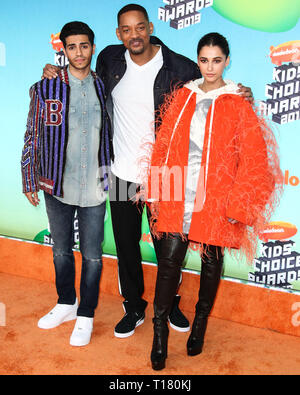 Los Angeles, Stati Uniti d'America. 23 Mar, 2019. Mena Massoud, Will Smith e Naomi Scott arriva a Nickelodeon's 2019 Kids' Choice Awards tenutosi presso l'USC Galen Center su Marzo 23, 2019 a Los Angeles, California, Stati Uniti. (Foto di Xavier COLLIN/Image Press Agency) Credito: Image Press Agency/Alamy Live News Foto Stock