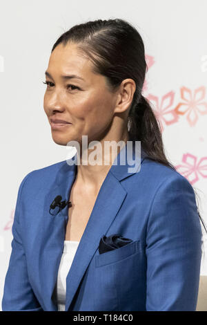 Tokyo, Giappone. 24 Mar, 2019. Il giapponese ex giocatore di tennis professionista e JICA Supporter Ufficiale Kimiko attendsÂ data la quinta assemblea mondiale per le donne (WAW!) a Tokyo. Questo anno il WAW! In collaborazione con le donne 20 (W20), uno dei G20 gruppi di impegno stabiliti a formulare raccomandazioni al G20, femmina ha invitato i capi di Stato e di governo di politica, dell'economia e della società per discutere il ruolo delle donne nei loro paesi e affiliazioni. La manifestazione si terrà dal 23 marzo al 24 presso l'Hotel New Otani Tokyo. Credito: Rodrigo Reyes Marin/ZUMA filo/Alamy Live News Foto Stock