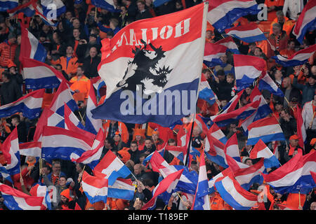 Amsterdam, Paesi Bassi. 24 Mar, 2019. AMSTERDAM, calcio, 24-03-2019, Euro Qualifica, Stadium Johan Cruyffarena, ventilatori durante il gioco Paesi Bassi - Germania. Credito: Pro scatti/Alamy Live News Foto Stock