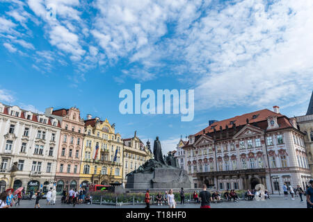 Praga, Repubblica Ceca - 10 Settembre 2019: Jan Hus memorial sul Oldtown Squar, Praga, Repubblica Ceca Foto Stock