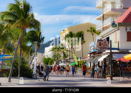 Il Boardwalk, Philipsburg, St Maarten, Saint Martin, Piccole Antille, dei Caraibi Foto Stock