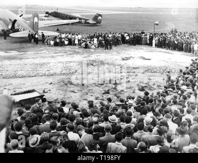 Trasporti / trasporto, aviazione, aria mostra, international air show, aeroporto Ruzyne vicino a Praga, 7.9.1947, Additional-Rights-Clearance-Info-Not-Available Foto Stock