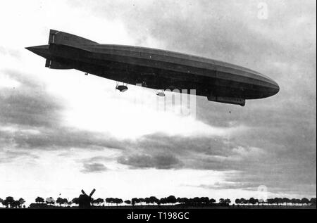 Trasporti / trasporto, aviazione, dirigibile, zeppelin LZ 120 Bodensee, il volo inaugurale del 20.8.1919, Additional-Rights-Clearance-Info-Not-Available Foto Stock