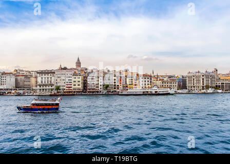 Istanbul, Turchia, 3 Maggio 2014: Torre Galata Foto Stock