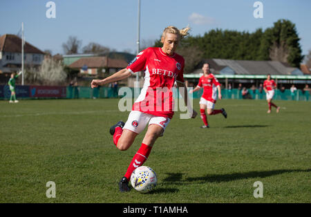 Dartford, Kent, Regno Unito. Il 24 marzo 2019. Charlotte Kerr di Charlton Athletic durante il FAWSL 2 corrispondenza tra Charlton Athletic donne e il Manchester United donne presso Oakwood, Old Rd, Crayford, Dartford Kent, DA1 4DN il 24 marzo 2019. Foto di Andy Rowland. Credito: Andrew Rowland/Alamy Live News Foto Stock