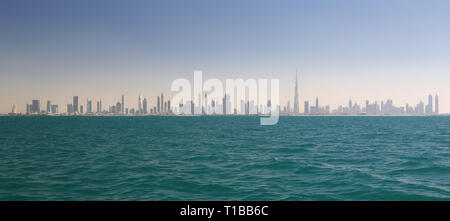 Skyline di Dubai (Emirati Arabi Uniti) Foto Stock