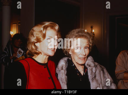 Das Erbe der Guldenburgs, Fernsehserie, Deutschland 1986 - 1988, Darsteller: Christiane Hörbiger, Brigitte Horney Foto Stock