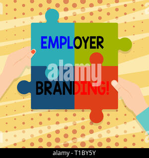 Testo della scrittura Employer Branding. Foto concettuale la promozione di società datore di lavoro scelta desiderata per il gruppo di destinazione vuota quattro multi colore Puzzle Ti Foto Stock