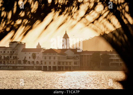 Vista di Casco Antiguo in Ciudad de Panama al tramonto Foto Stock