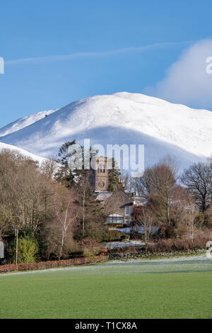 Villaggio Durisdeer e colline in inverno south lanarkshire, Scottish Borders, Scozia Foto Stock