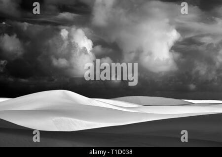 Infinite di sabbia. White Sands National Monument. Nuovo Messico Foto Stock